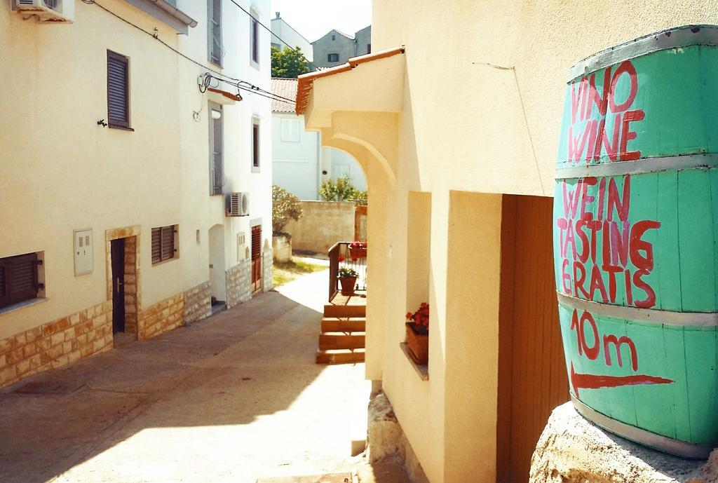 Gospoja Park & Beach Apartment Vrbnik Dış mekan fotoğraf